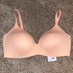 Knix WingWoman Countour Bra size 7 Honey Peach